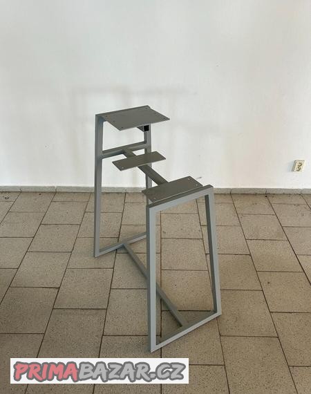 konstrukce-pro-prodejni-stojan-pult