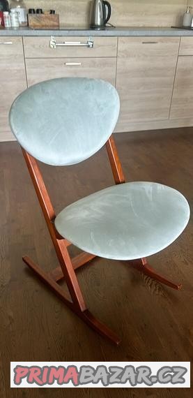 mid-century-arm-chair-by-karel-vycital-pro-drevotvar