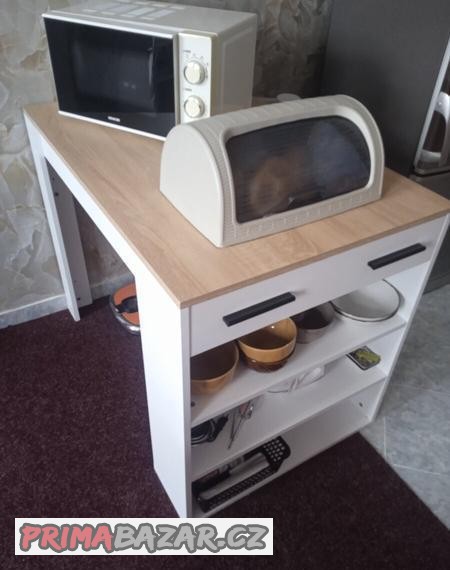 barovy-stul-se-suplikem