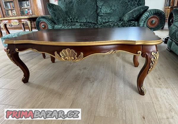 Konferenční stůl a televizní komoda