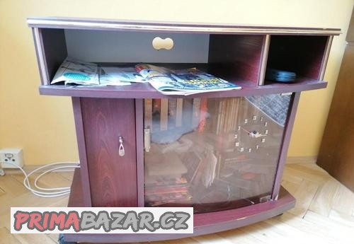 TV stolek s funkčními hodinami