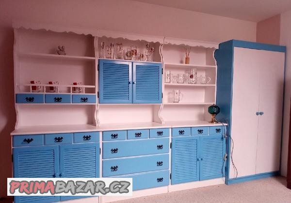 Jídelna,zdarma lampička