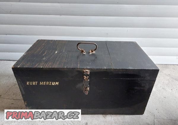 Vojenské truhly/kufry