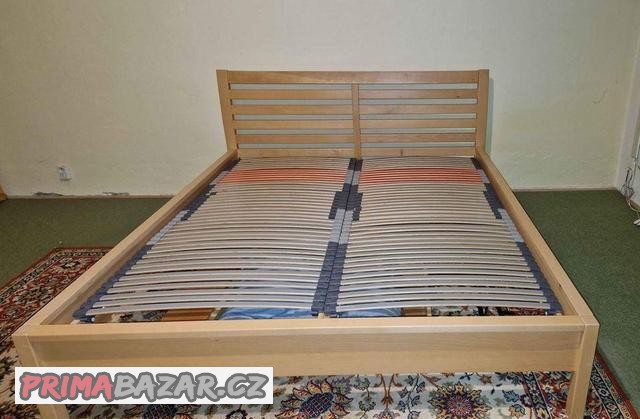 manzelska-postel-christine-masiv-buk