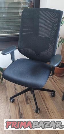 otocna-kancelarska-zidle-vitra