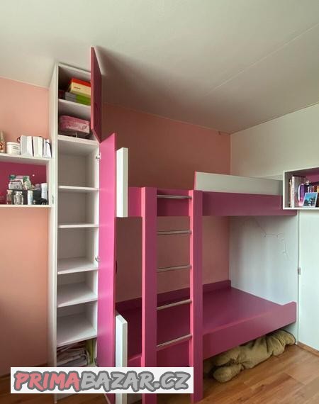 patrova-postel-vcetne-bocni-skrinky