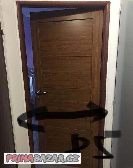 dveře 198 Cm výška, 1ks 600,- Kč