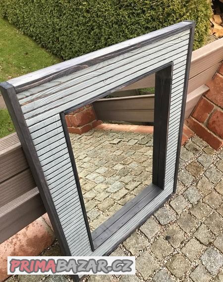 designove-zrcadlo-77x97-cm