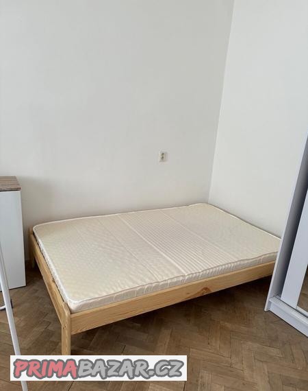 postel-200x120-s-matraci-a-rostem