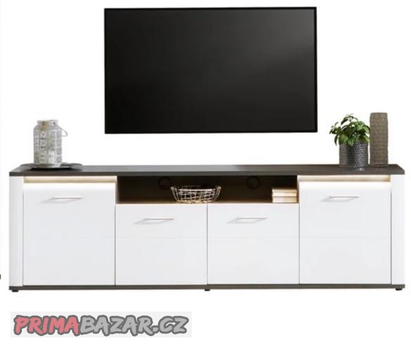 prodam-novou-jeste-nesestavenou-komodu-pod-tv