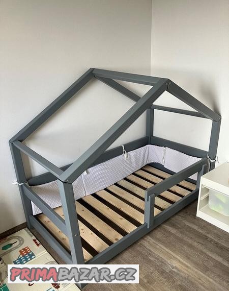 detska-postel-domecek