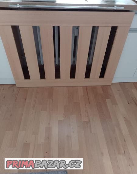 kryt-pred-radiator-nebo-zastena-za-postel