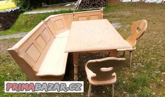 lavice-stul-a-zidle-smrk-masiv