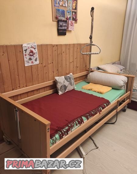 zdravotni-polohaci-postel