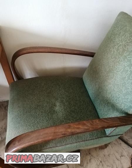 2-zidle-a-1-kreslo-halabala