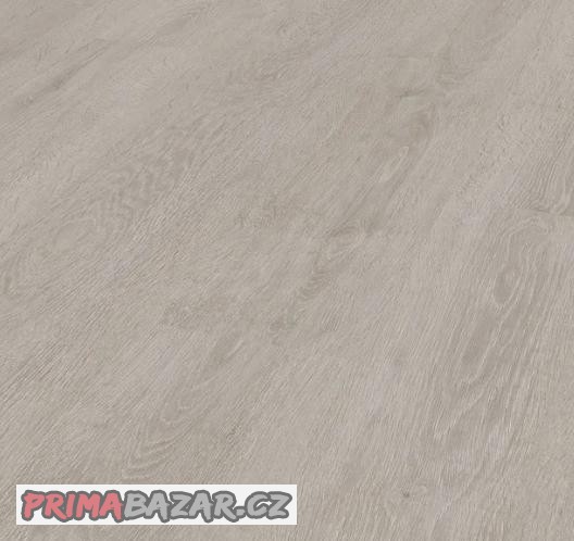 laminatova-plovouci-podlaha-80m2-dub-klasik-sleva-45-nova