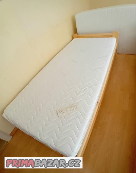 postel-borovice-masiv