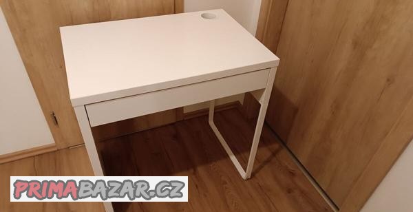 stul-ikea-micke-73x50cm