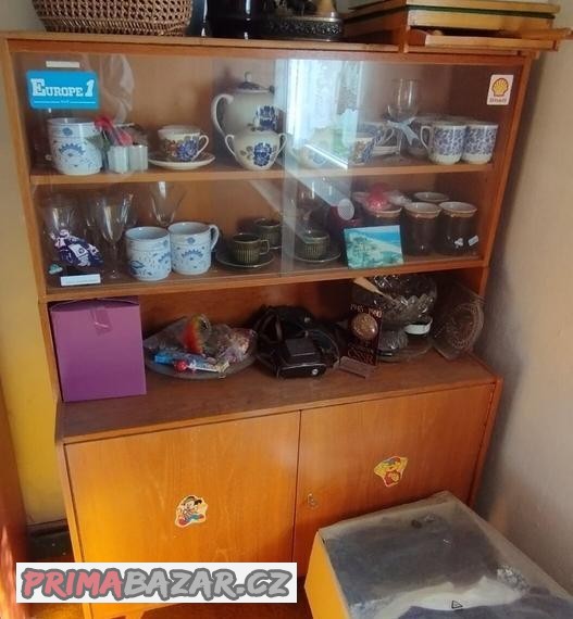 nabytek-do-loznice-patro