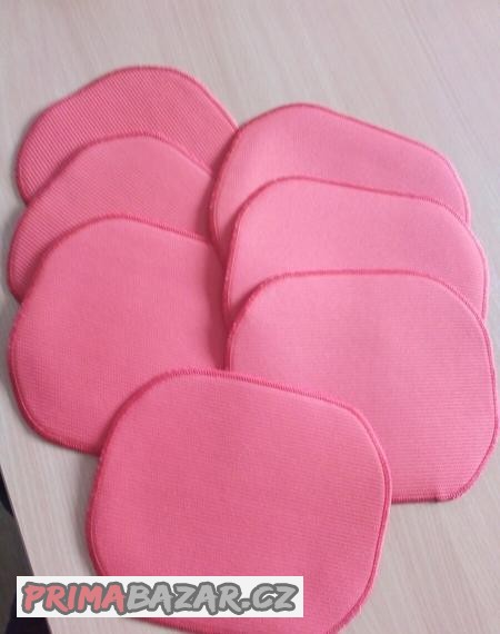 Nové oranžové prostírání, meditační polštář