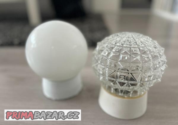 Sklěněné nástěnné světlo