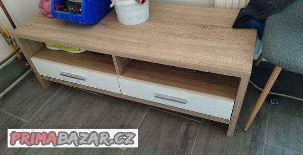 skrinka-na-tv