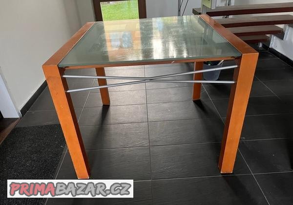 jidelni-rozkladaci-stul-ligne-roset