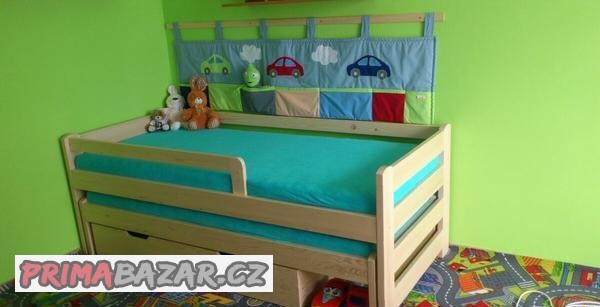 2-postele-s-uloznym-prostorem-kapsar-klouzacka