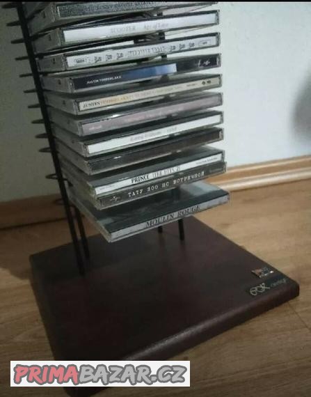 dreveny-stojan-cd