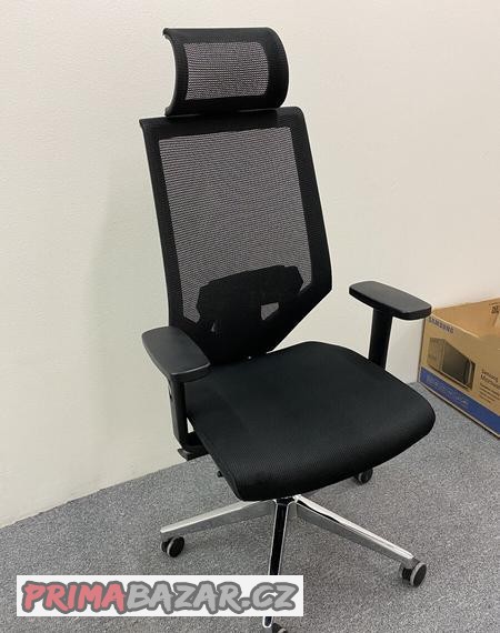 Kancelářská židle - ergonomická s podhlavníkem