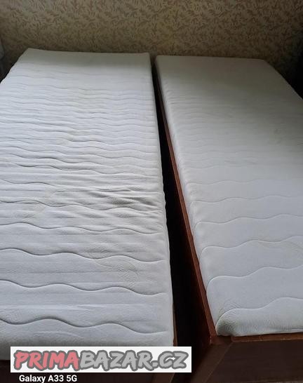 prodame-postele-s-rostama-a-matracema-2-kusy