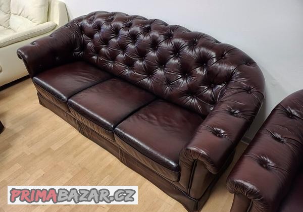 chesterfield-styl-tmavo-bordova-3-1-1-znizena-cena