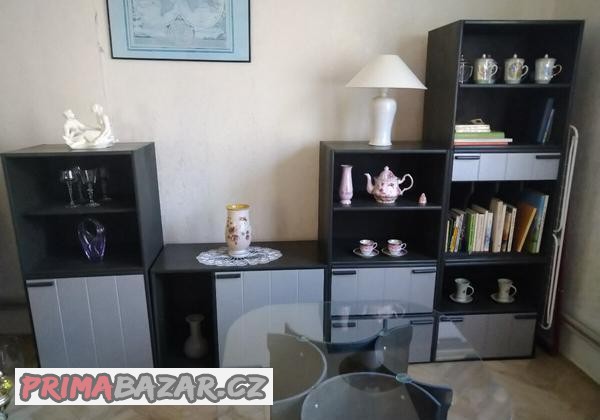 Obývací stěna a stůl