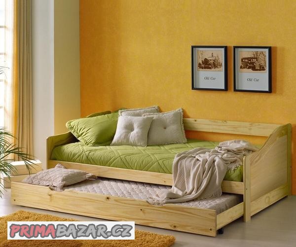 postel-z-masivniho-dreva-s-pristylkou-a-matraci-zdarma