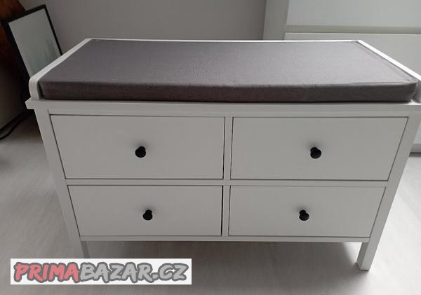 Lavice Terpet se 4 mi zásuvkami