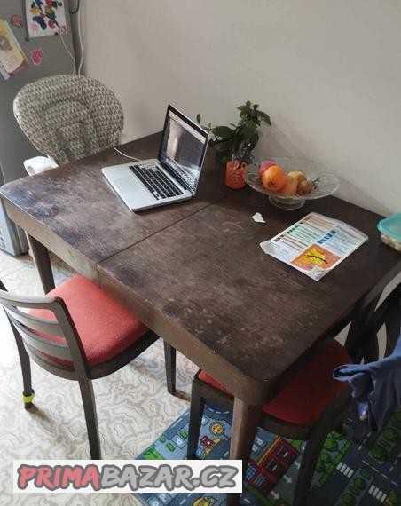 retro-rozkladaci-stul-a-4ks-zidli-ton