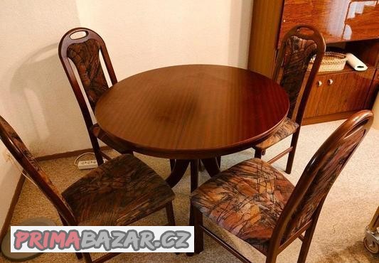 jidelni-kulaty-stul-a-4-zidle-masivni-drevo