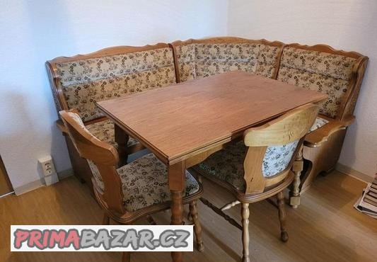 rohova-lavice-rozkladaci-stul-a-2-zidle-masivni