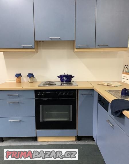 Moderní kuchyně v modré barvě CHANIA