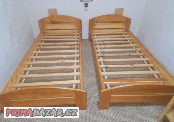 jednoluzkova-postel-masiv