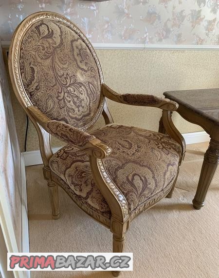 Prodej křesla. Achley