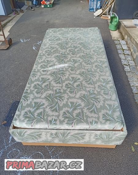 valenda-postel-luzko