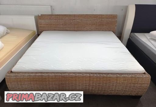 daruji-zanovni-manzelskou-postel