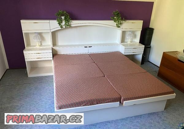 prodam-starsi-postel-cely-set