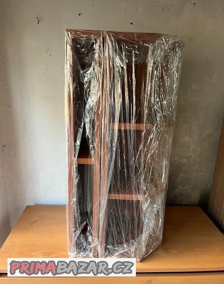 prodam-rohovou-skrinku