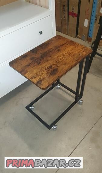 Nový odkládací- servírovaci stolek na kolečkách