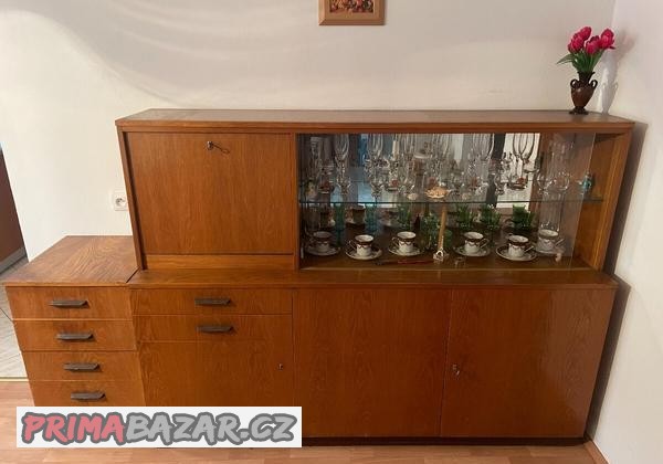 Obývací stěna - sekretář