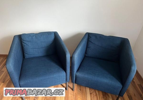 kreslo-eker-tmave-modra-ikea