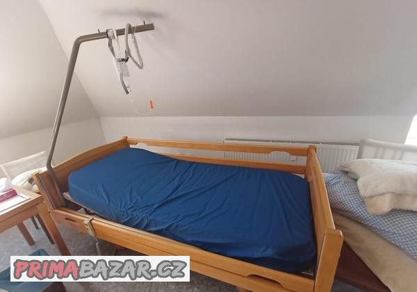 elektricka-polohovaci-postel