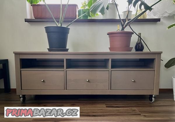 televizni-stolek-hemnes